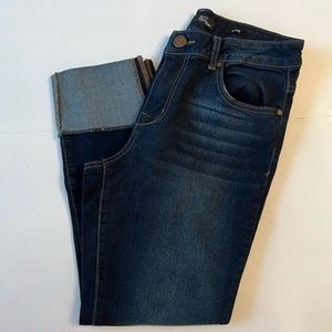 Women’s crop jeans